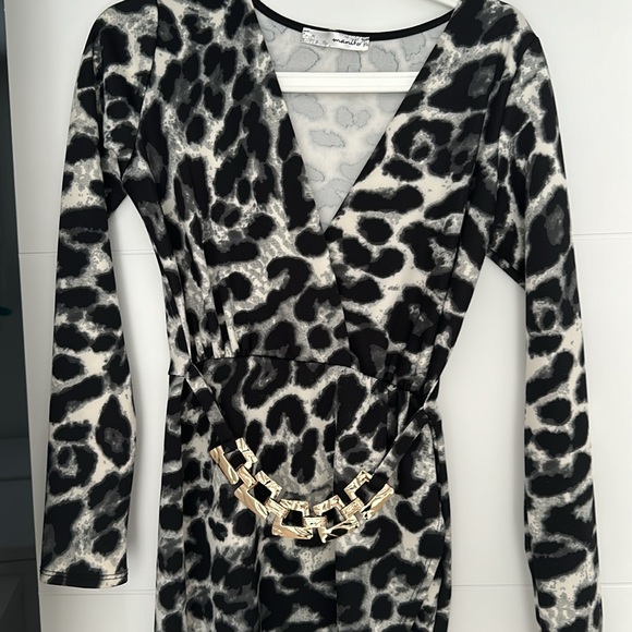 Used - Picture 2 of 2